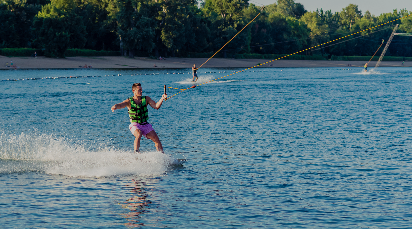 belgrade-serbia-jun-04-2017-cable-powered-wakeboarding-park-lake-ada-ciganlija-belgrade-serbia