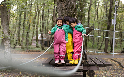 Screen‑free activities for rainy day fun
